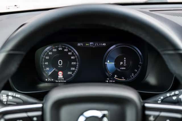 Volvo XC40 (2022) thumbnail 14