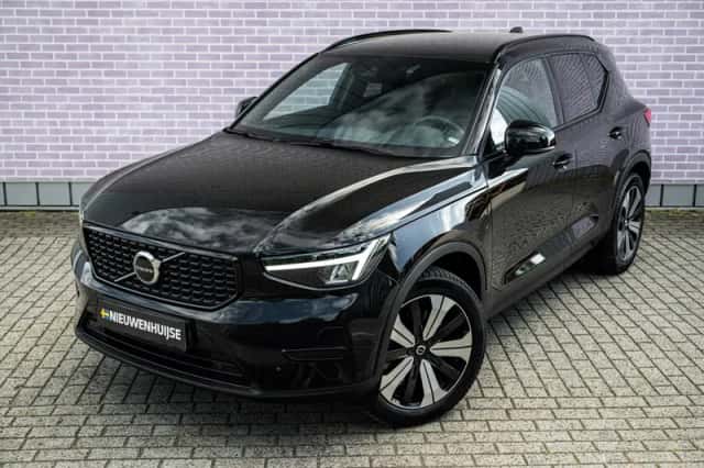 Volvo XC40 (2022) thumbnail 16