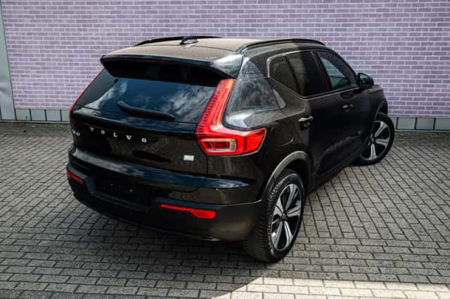 Volvo XC40 (2022) thumbnail 17