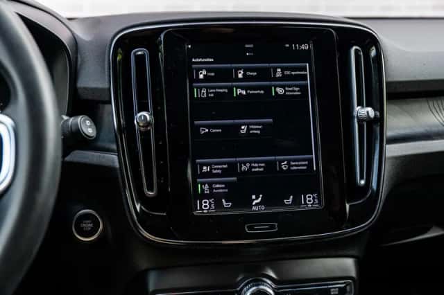 Volvo XC40 (2022) thumbnail 20