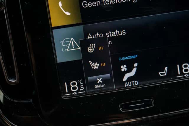 Volvo XC40 (2022) thumbnail 23