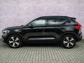 Volvo XC40 thumbnail 5