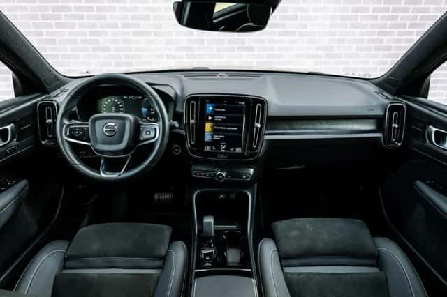 Volvo XC40 (2022) thumbnail 6