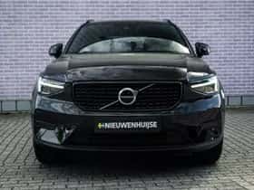 Volvo XC40 thumbnail 10