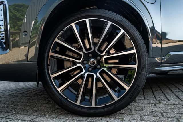 Volvo XC90 (2026) thumbnail 2