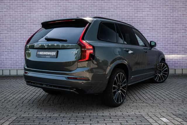 Volvo XC90 (2026) thumbnail 3