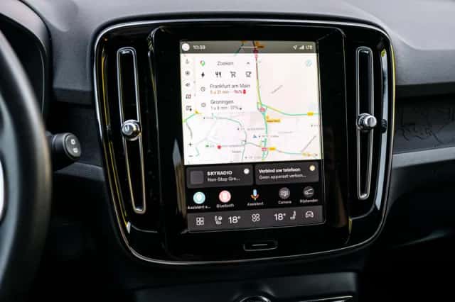 Volvo XC40 (2023) thumbnail 17