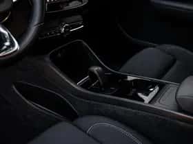 Volvo XC40 (2023) thumbnail 25