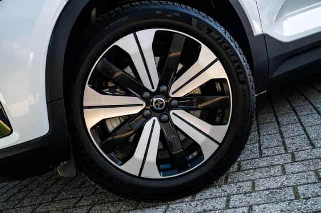 Volvo XC40 (2023) thumbnail 28
