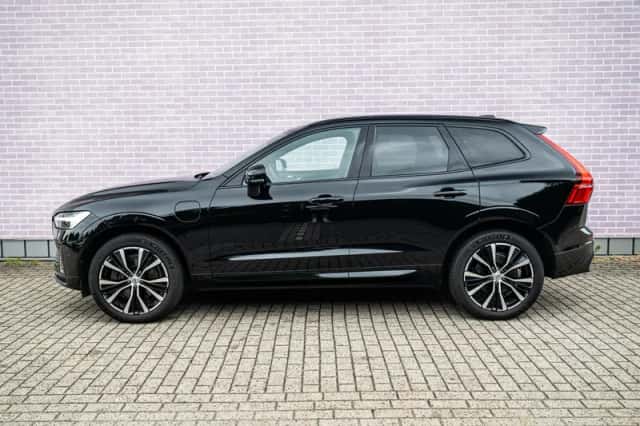 Volvo XC60 (2023) thumbnail 4