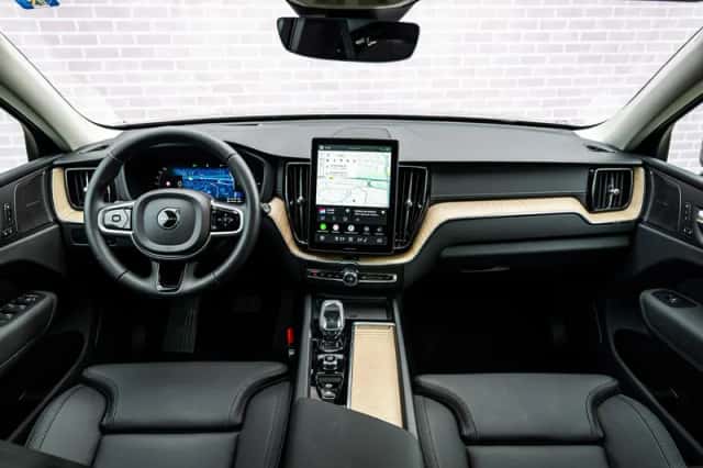 Volvo XC60 (2026) thumbnail 5