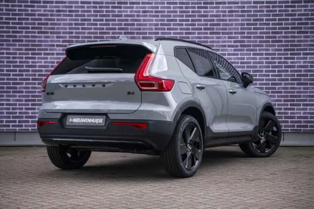 Volvo XC40 (2026) thumbnail 2