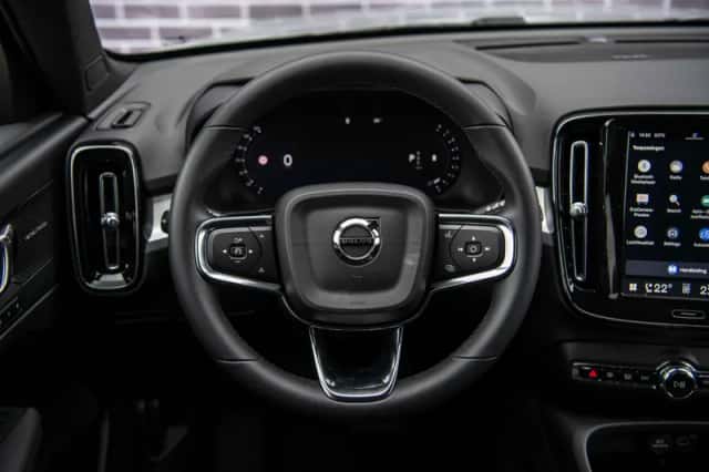 Volvo XC40 (2026) thumbnail 3