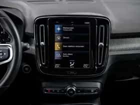 Volvo XC40 thumbnail 11