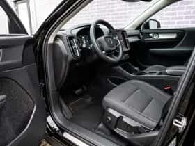 Volvo XC40 (2022) thumbnail 16