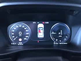 Volvo XC40 thumbnail 5