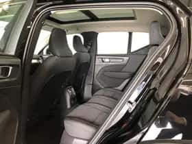 Volvo XC40 thumbnail 9