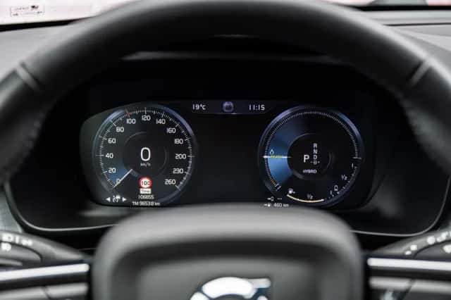 Volvo XC40 (2021) thumbnail 14