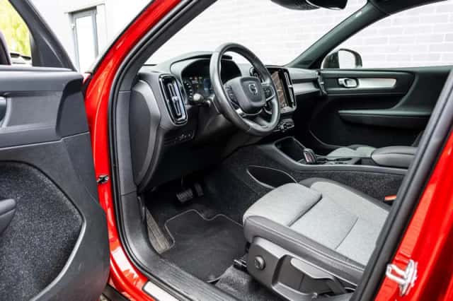 Volvo XC40 (2021) thumbnail 17