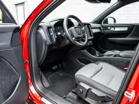 Volvo XC40 thumbnail 17