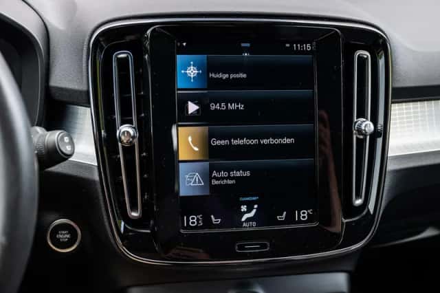 Volvo XC40 (2021) thumbnail 18