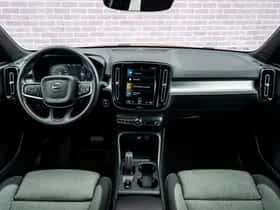 Volvo XC40 thumbnail 6