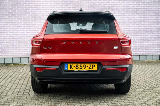 Volvo XC40 (2021) thumbnail 10