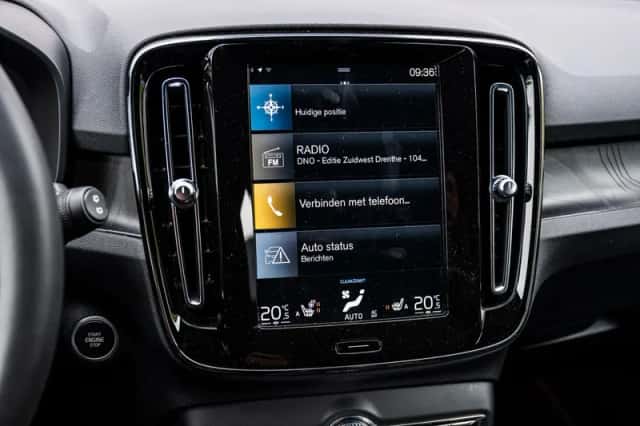 Volvo XC40 (2022) thumbnail 19