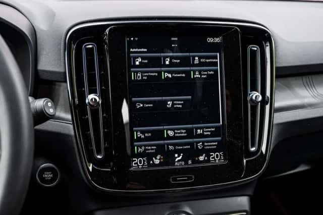Volvo XC40 (2022) thumbnail 20