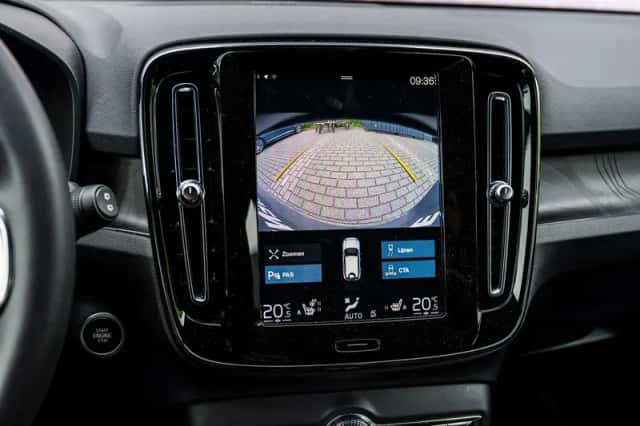 Volvo XC40 (2022) thumbnail 22