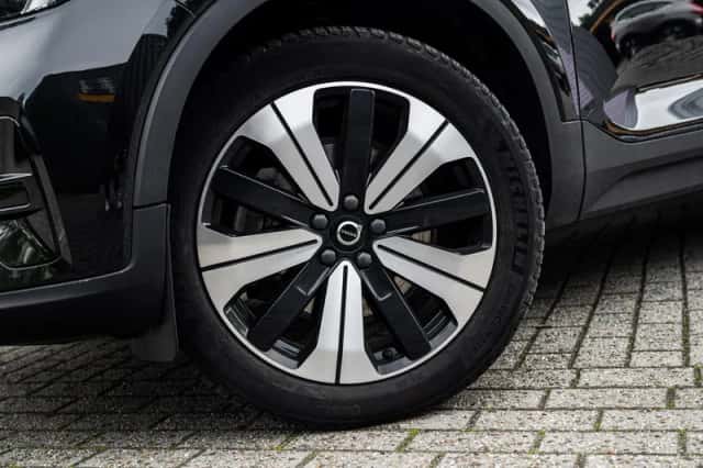 Volvo XC40 (2022) thumbnail 35