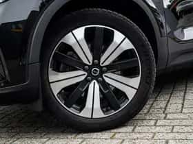 Volvo XC40 thumbnail 35