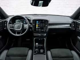 Volvo XC40 thumbnail 6