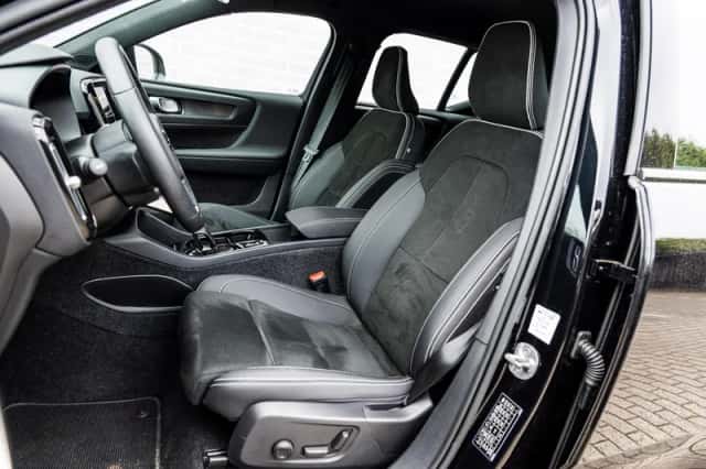 Volvo XC40 (2022) thumbnail 7
