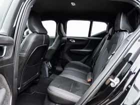 Volvo XC40 thumbnail 9