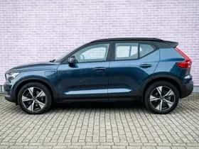 Volvo XC40 thumbnail 4