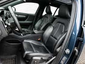 Volvo XC40 thumbnail 6