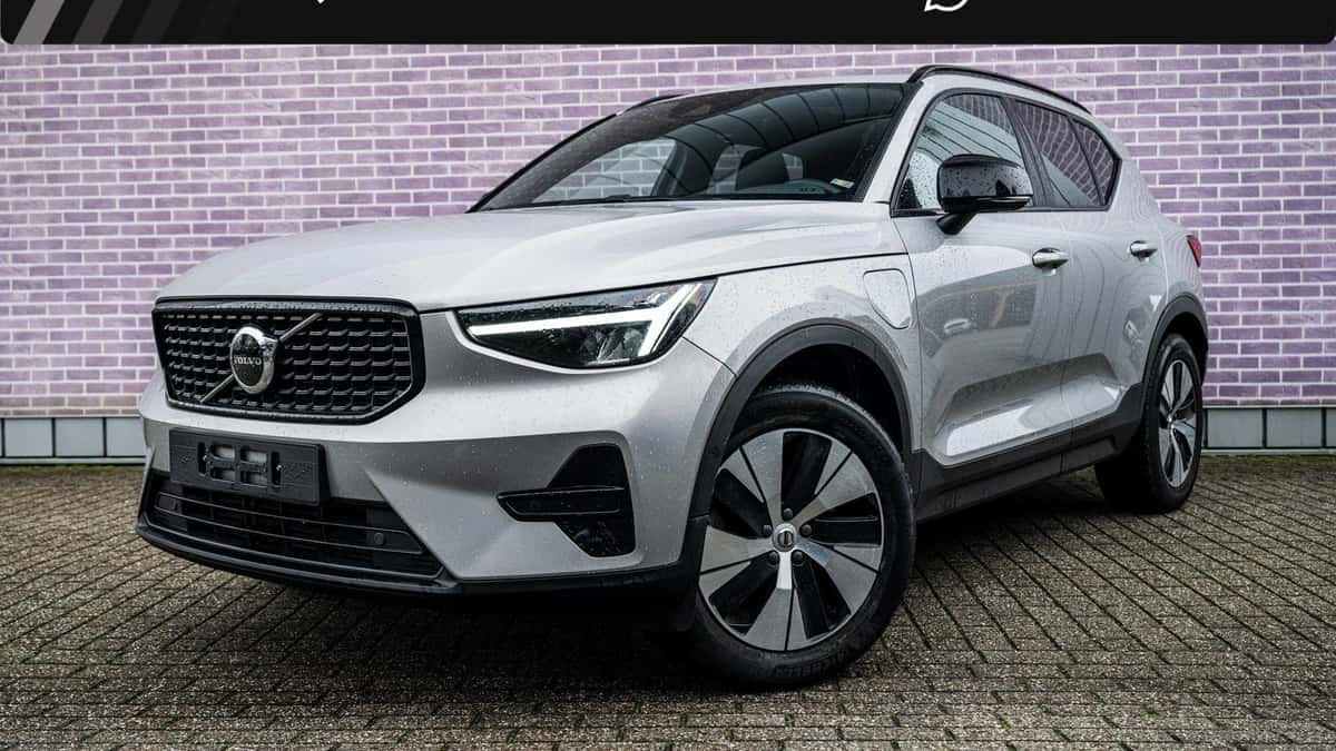 Volvo XC40 — foto 1