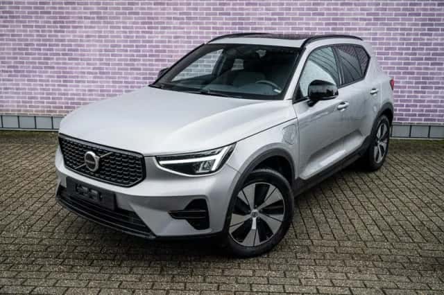 Volvo XC40 (2023) thumbnail 16
