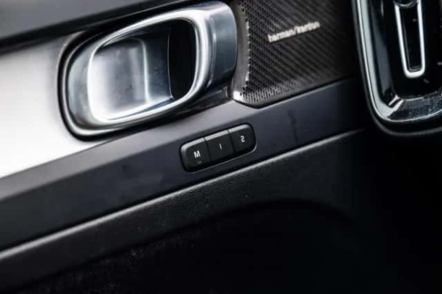 Volvo XC40 (2023) thumbnail 26