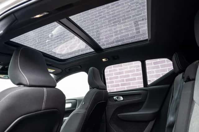 Volvo XC40 (2023) thumbnail 29