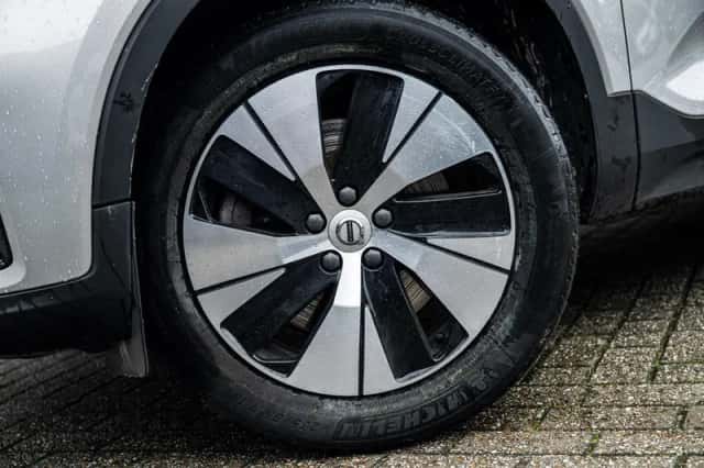 Volvo XC40 (2023) thumbnail 33