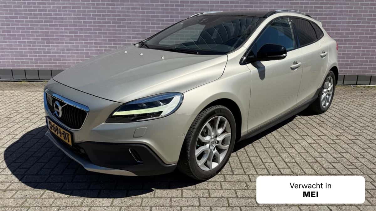 Volvo V40 — foto 1