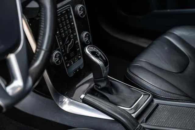 Volvo V40 (2019) thumbnail 15
