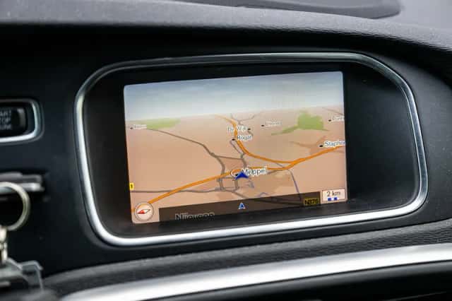 Volvo V40 (2019) thumbnail 19