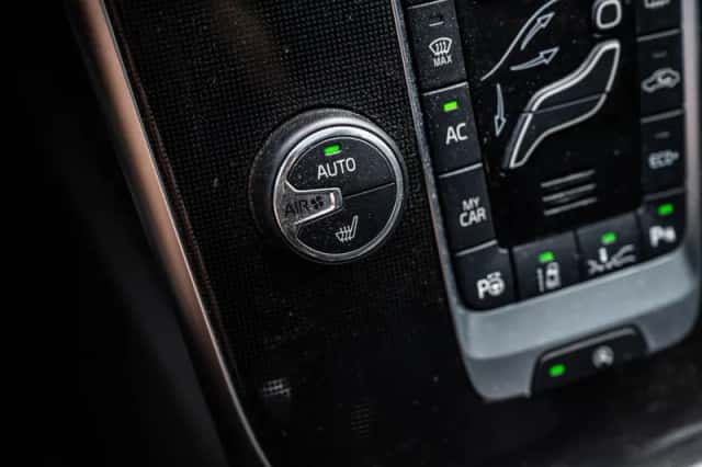 Volvo V40 (2019) thumbnail 28