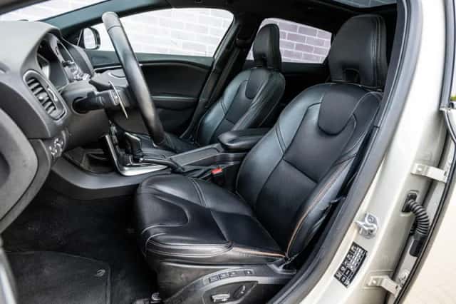 Volvo V40 (2019) thumbnail 6