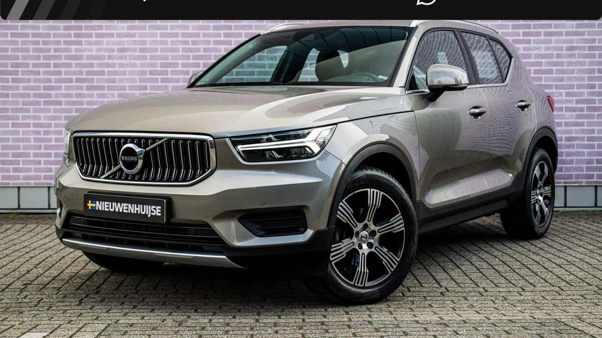 Volvo XC40 — foto 1