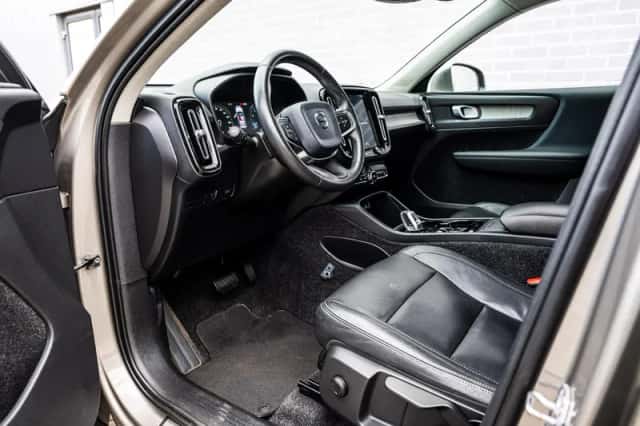 Volvo XC40 (2020) thumbnail 17