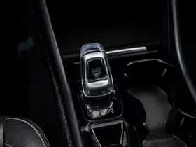 Volvo XC40 thumbnail 23
